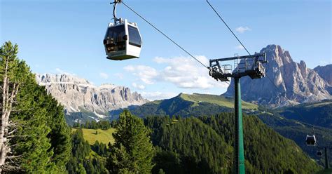 Impianti aperti: Val Gardena, Alpe di Siusi & Sellaronda.